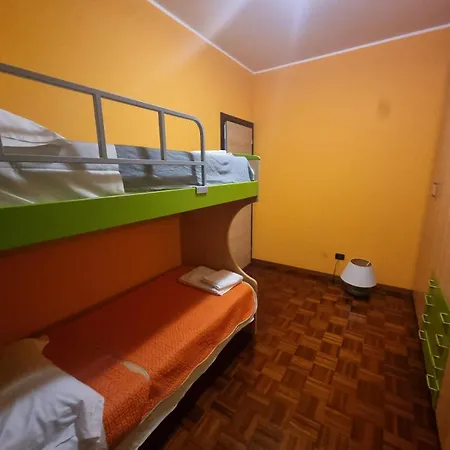 Casa Via Asti Apartamento Placência