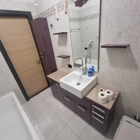 Casa Via Asti Daire *